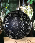 Gingerbread Glass Silver/Black LED Ball