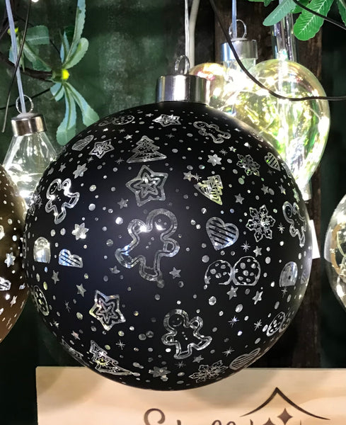 Gingerbread Glass Silver/Black LED Ball