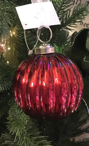 Red Ribbed Glass Bauble