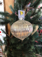 Silver Ribbed Bauble