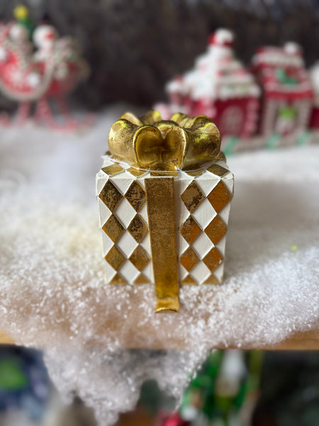 White & Gold Harlequin