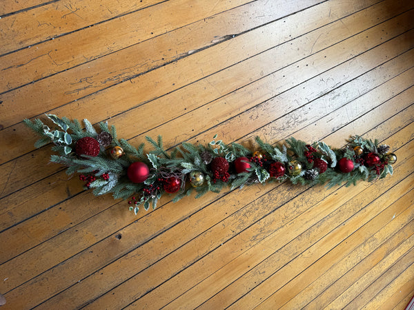 Red Gold ball and berry Garland