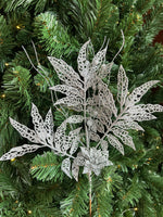 Silver Leaf Spray W/poinsettia